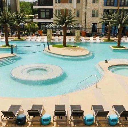 1 Bedroom W Balcony View Resort Pool Free Parking アディスン エクステリア 写真