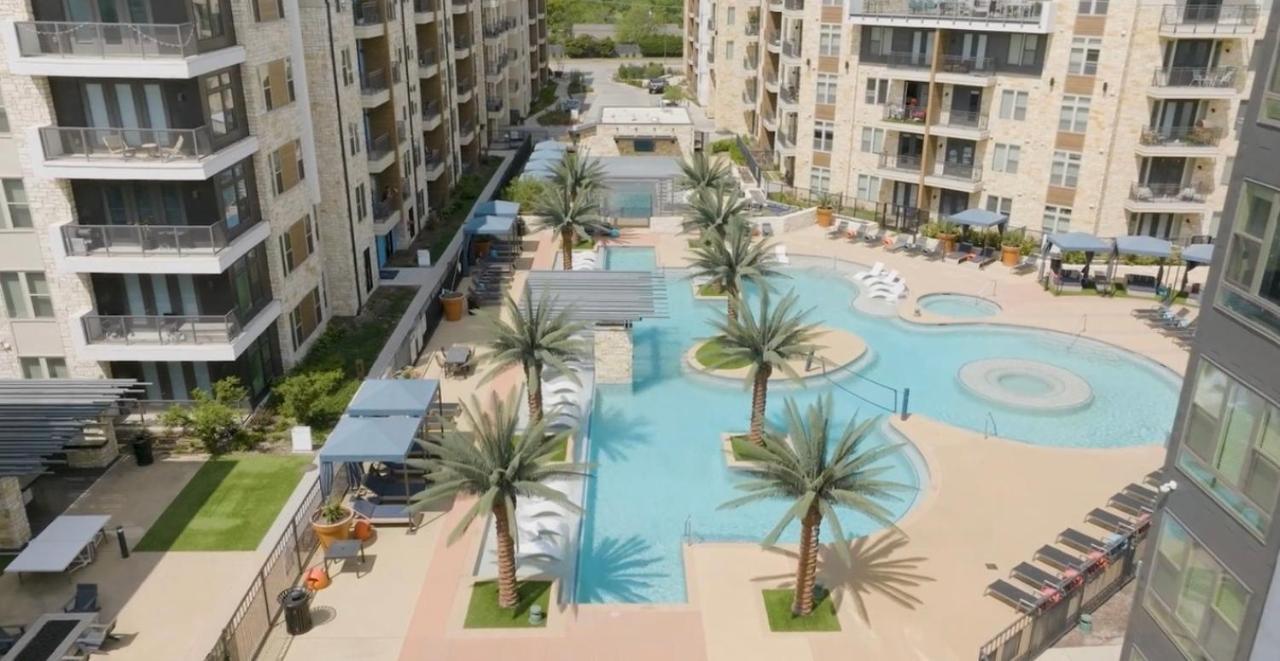 1 Bedroom W Balcony View Resort Pool Free Parking アディスン エクステリア 写真